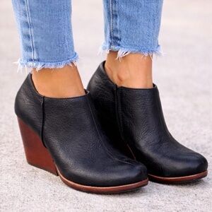 Kork-Ease Holmes Burnished Leather Demi Wedge Ankle Booties Black Brown Size 8M